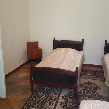 Firuza Hostel Borjomi Ngoại thất bức ảnh